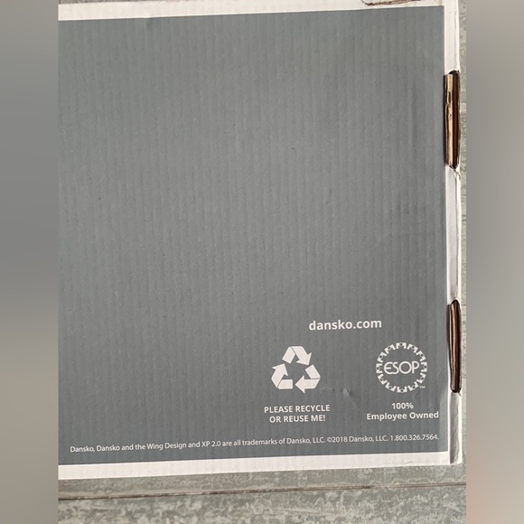 Dansko Shoe Box Empty For your Gift Wrap - Picture 11 of 13